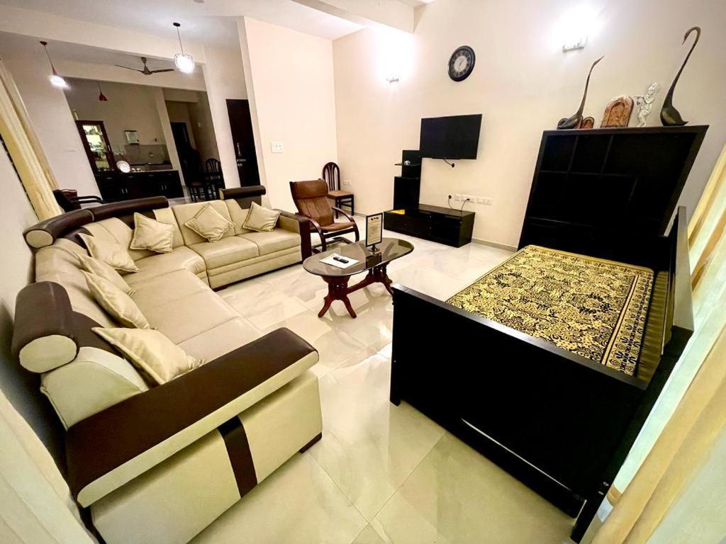 Aikya Kadri #Your Home Away From Home# Non Smoke# Vegetarians Preferred# Strictly For Families منغالور المظهر الخارجي الصورة